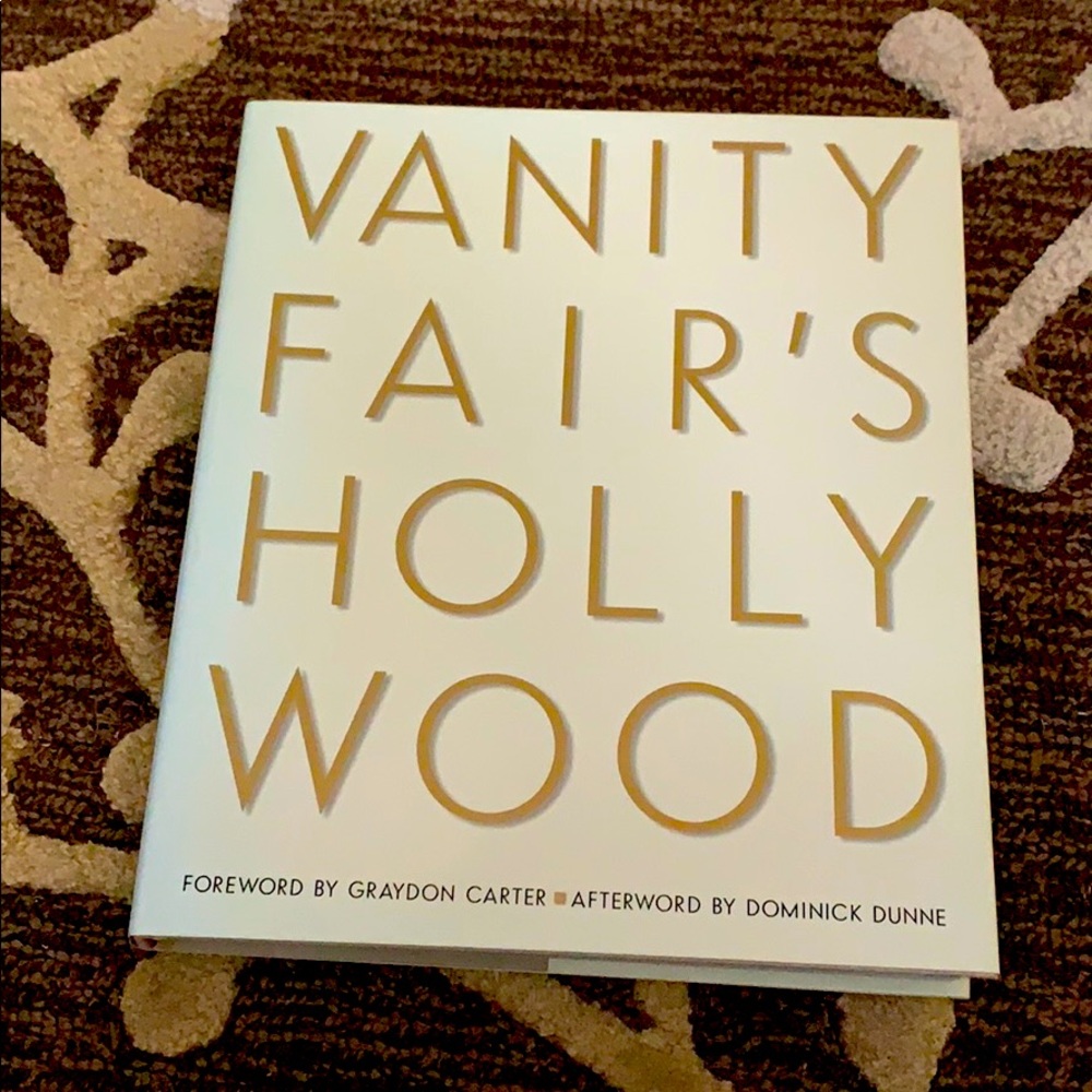 Gently used, VANITY FAIR’S HOLLYWOOD Coffee Table Book 📸 🌟